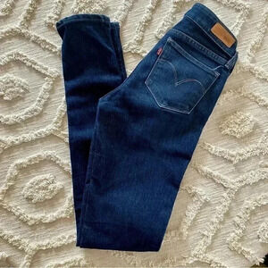𝅺LEVIS Demi Curve Mid Rise SKinny Jeans